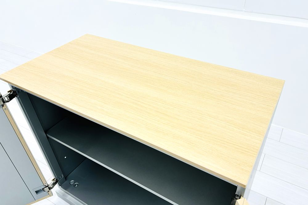 オカムラ レクトライン 2段両開き書庫 中古 スチール書庫 キャビネット 中古オフィス家具 ネオウッドライト 900/450/775 シリンダー錠の画像