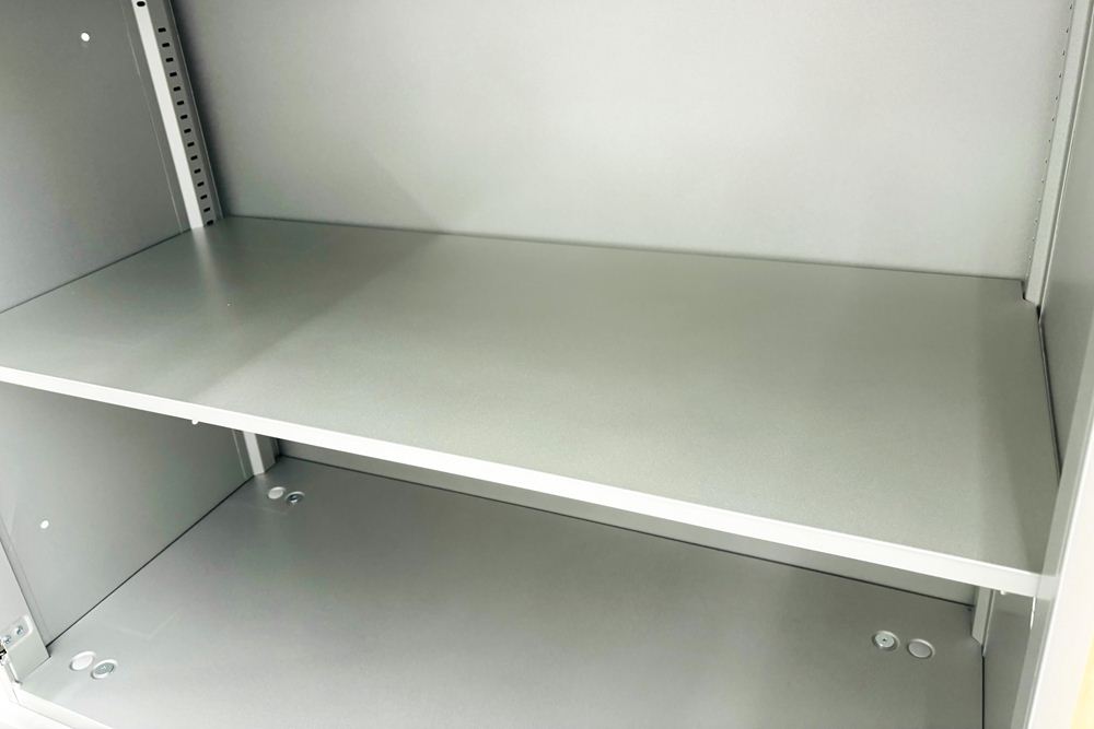 オカムラ レクトライン 2段両開き書庫 中古 スチール書庫 キャビネット 中古オフィス家具 ネオウッドライト 900/450/775 シリンダー錠の画像