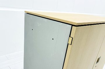 オカムラ レクトライン 2段両開き書庫 中古 スチール書庫 キャビネット 中古オフィス家具 ネオウッドライト 900/450/775 シリンダー錠の画像