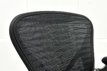 【ポリッシュ脚ピカピカ磨き有！】アーロンチェア 中古 Bサイズ フル装備 タキシードメッシュ ハーマンミラー 肘レバー アルミ脚 レザーアーム Herman Miller Aeron Chairの画像