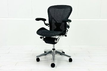 【ポリッシュ脚ピカピカ磨き有！】アーロンチェア 中古 Bサイズ フル装備 タキシードメッシュ ハーマンミラー 肘レバー アルミ脚 レザーアーム Herman Miller Aeron Chairの画像