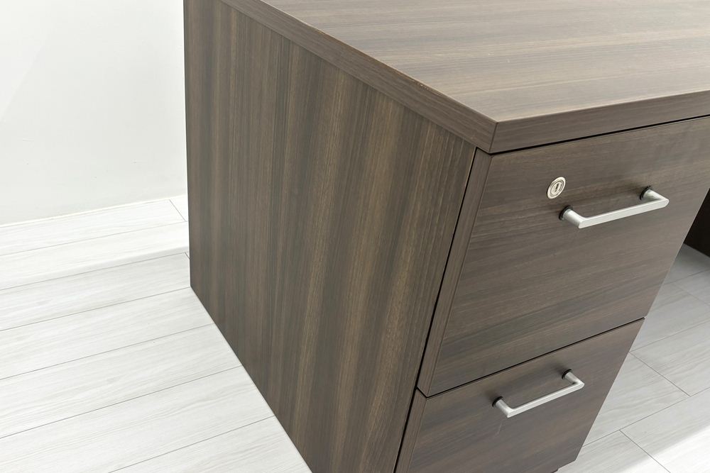 オカムラ 役員デスク 中古 DX-4N 両袖机 幅1800 役員机 エグゼクティブデスク 中古オフィス家具 1800/800/720の画像