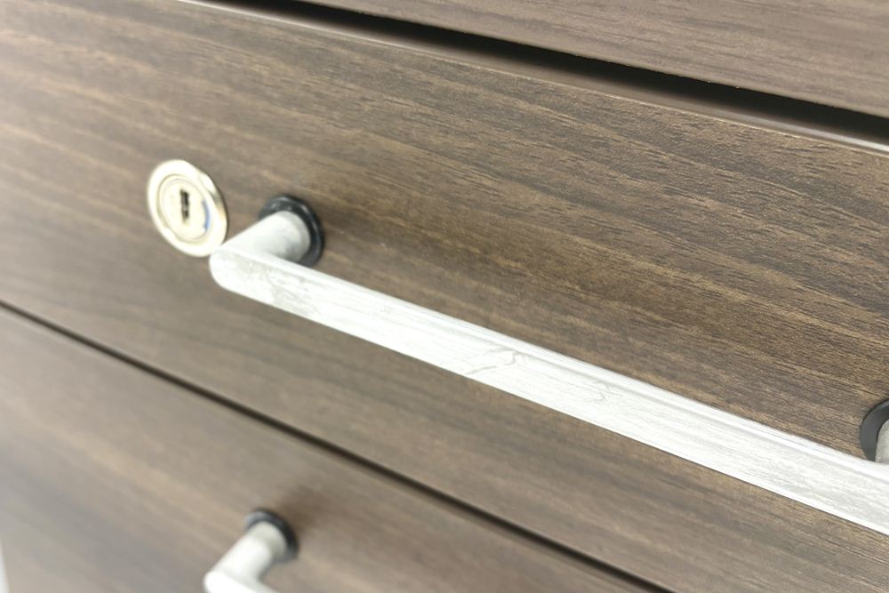 オカムラ 役員デスク 中古 DX-4N 両袖机 幅1800 役員机 エグゼクティブデスク 中古オフィス家具 1800/800/720の画像