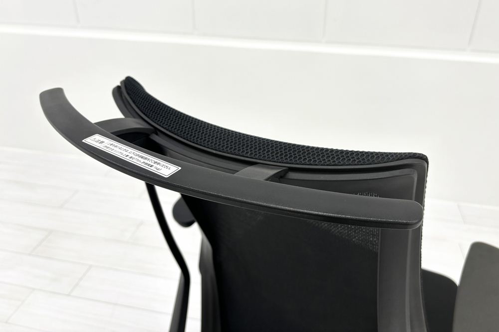 コクヨ デュオラチェア 中古 2017年製 KOKUYO Duora クッション 可動肘 中古オフィス家具 ブラックの画像