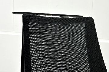 コクヨ デュオラチェア 中古 2017年製 KOKUYO Duora クッション 可動肘 中古オフィス家具 ブラックの画像