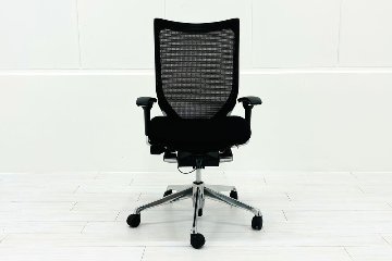 【ポリッシュ脚ピカピカ磨き有！】オカムラ バロンチェア 中古 Baron ブラック 可動肘 ハイバック ポリッシュフレーム 中古オフィス家具 座クッションの画像