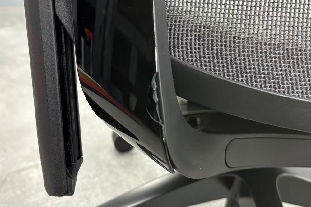 【難あり】オカムラ フィノラチェア 中古 2025年製 Finora メッシュ 中古オフィス家具 可動肘 C787MR F1H2 ミディアムグレーの画像