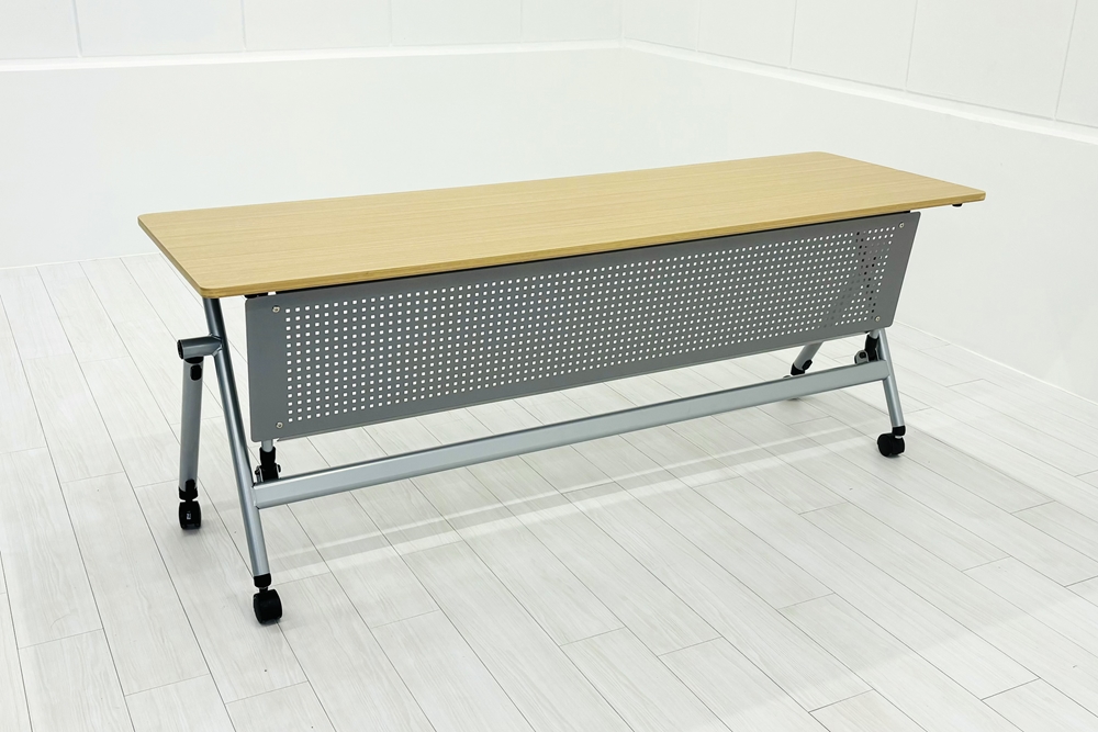 イトーキ ミーティングテーブル 中古  会議机 折りたたみ テーブル 中古オフィス家具 フォールディングテーブル 1800/600/720の画像