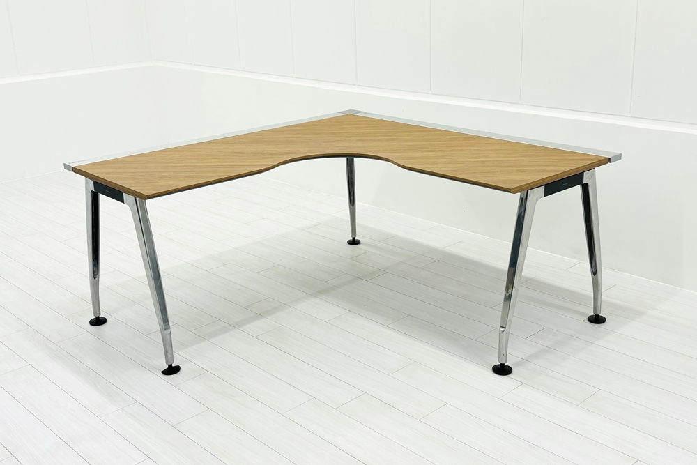 【ポリッシュ脚ピカピカ磨き有！】コクヨ サイビ 中古 L型デスク SAIBI L字デスク 木目天板 中古オフィス家具 1600/1600/720の画像