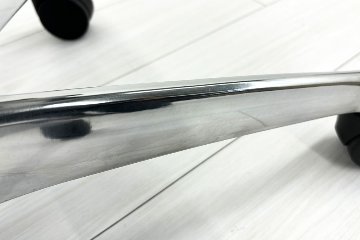 【ポリッシュ脚ピカピカ磨き有！】オカムラ ゼファーチェア 中古 中古オフィス家具 Zephyr 座クッション 背メッシュ 可動肘 グリーンの画像