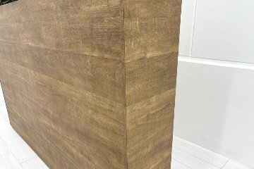 イトーキ ノットワーク プラントボックス ハイタイプ 造花付き 中古 フェイクグリーン 間地切り 中古オフィス家具 フラワースタンド 1800/300/1160の画像