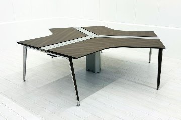 オカムラ プリシード ブーメランデスク 中古 【三台一式タイプ】 幅1200 中古オフィス家具 プライズウッドダークの画像