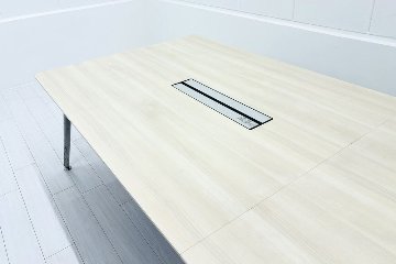 PRECEDE オカムラ プリシード 中古 会議テーブル ミーティングテーブル 大型会議テーブル 中古オフィス家具 3200/1200/720の画像