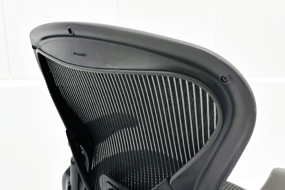 Herman Miller Aeron Chairs アーロンチェア 中古 Bサイズ ライト ハーマンミラー 中古オフィス家具 固定肘 ポスチャーフィットの画像