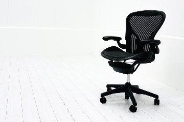Herman Miller Aeron Chairs アーロンチェア 中古 Bサイズ ライト ハーマンミラー 中古オフィス家具 固定肘 ポスチャーフィットの画像
