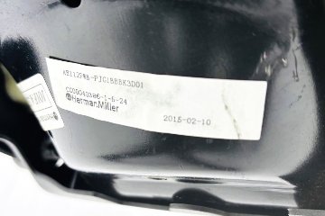 Herman Miller Aeron Chairs アーロンチェア 中古 Bサイズ ライト ハーマンミラー 中古オフィス家具 固定肘 ポスチャーフィットの画像