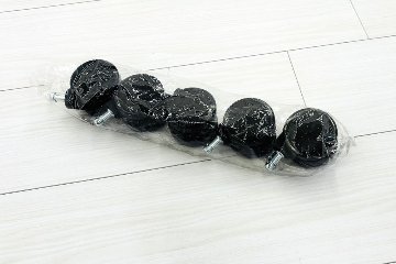 フローリング用キャスター ウレタンキャスター 堅床用キャスター 中古オフィス家具 アーロンチェア互換品 セイルチェア互換品の画像