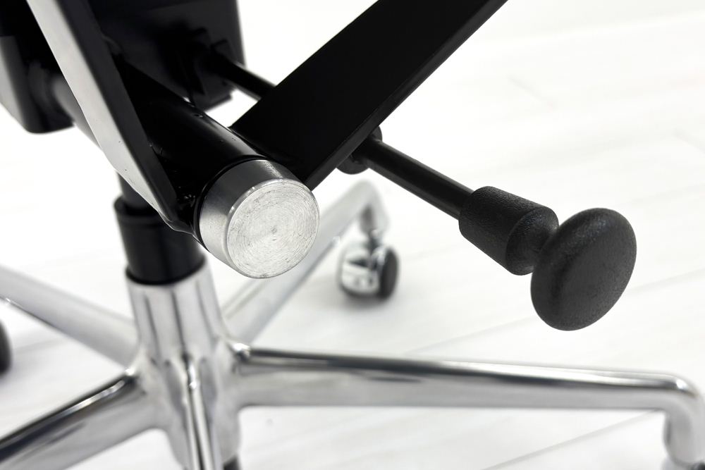 【ポリッシュ脚ピカピカ磨き有！】 イームズ アルミナムグループチェア 2018年製 中古 エグゼクティブチェア チャールズ&レイ・イームズ ハーマンミラー Herman Miller 4226の画像