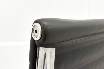 【ポリッシュ脚ピカピカ磨き有！】 イームズ アルミナムグループチェア 2018年製 中古 エグゼクティブチェア チャールズ&レイ・イームズ ハーマンミラー Herman Miller 4226の画像