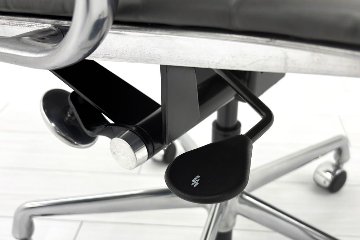 【ポリッシュ脚ピカピカ磨き有！】 イームズ アルミナムグループチェア 2018年製 中古 エグゼクティブチェア チャールズ&レイ・イームズ ハーマンミラー Herman Miller 4227の画像