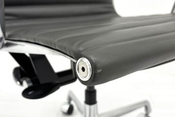 【ポリッシュ脚ピカピカ磨き有！】 イームズ アルミナムグループチェア 2018年製 中古 エグゼクティブチェア チャールズ&レイ・イームズ ハーマンミラー Herman Miller 4227の画像