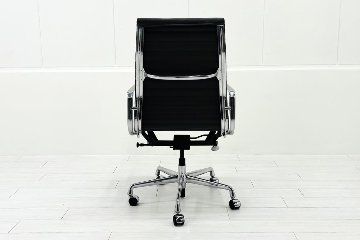 【ポリッシュ脚ピカピカ磨き有！】 イームズ アルミナムグループチェア 2018年製 中古 エグゼクティブチェア チャールズ&レイ・イームズ ハーマンミラー Herman Miller 4228の画像