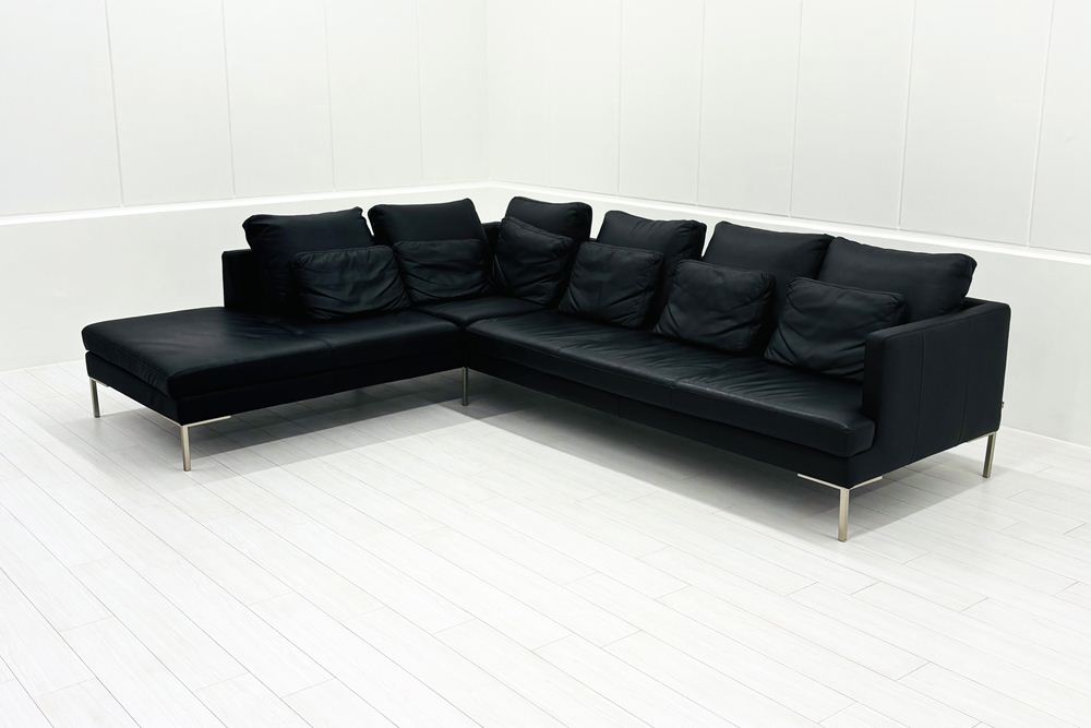 BoConcept ISTRA ボーコンセプト イストラ カウチソファ コーナーソファ 黒本革 レザー 中古オフィス家具の画像