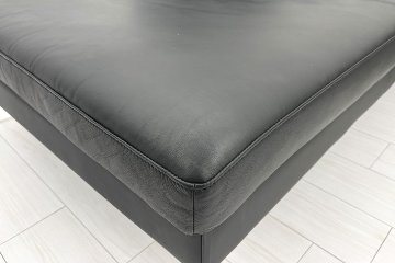 BoConcept ISTRA ボーコンセプト イストラ カウチソファ コーナーソファ 黒本革 レザー 中古オフィス家具の画像