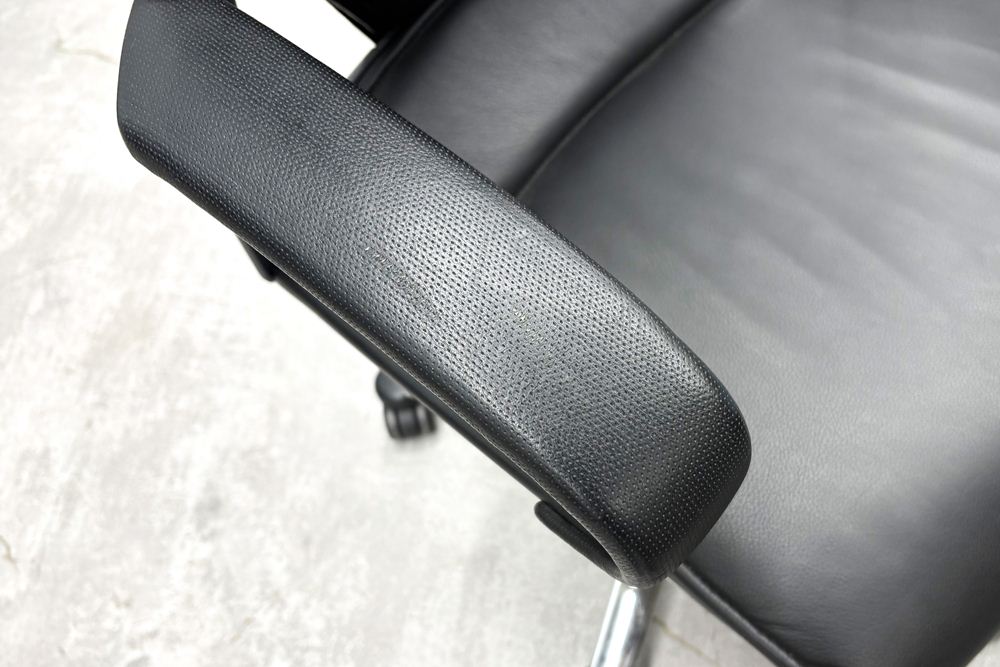  Wilkhahn Modus ウィルクハーン モダスチェア 中古 エグゼクティブチェア マネジメントチェア ブラック 中古オフィス家具 本革張り レザーの画像