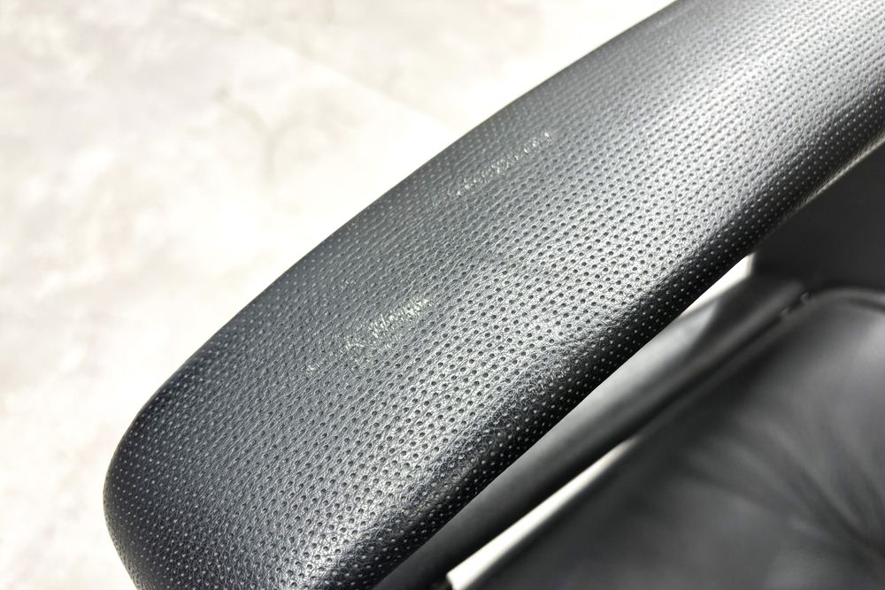  Wilkhahn Modus ウィルクハーン モダスチェア 中古 エグゼクティブチェア マネジメントチェア ブラック 中古オフィス家具 本革張り レザーの画像