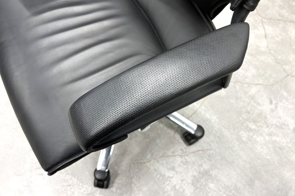  Wilkhahn Modus ウィルクハーン モダスチェア 中古 エグゼクティブチェア マネジメントチェア ブラック 中古オフィス家具 本革張り レザーの画像