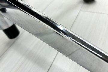【ポリッシュ脚ピカピカ磨き有！】オカムラ バロンチェア 中古 OKAMURA Baron 中古オフィス家具 可動肘 ハイバック 座メッシュ ダークブルーの画像