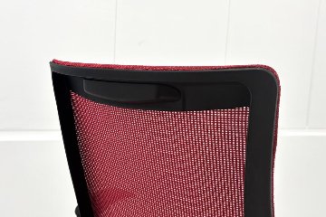 イトーキ エフチェア 中古 2017年製 クッション 可動肘 事務椅子 ITOKI 中古オフィス家具 レッドの画像