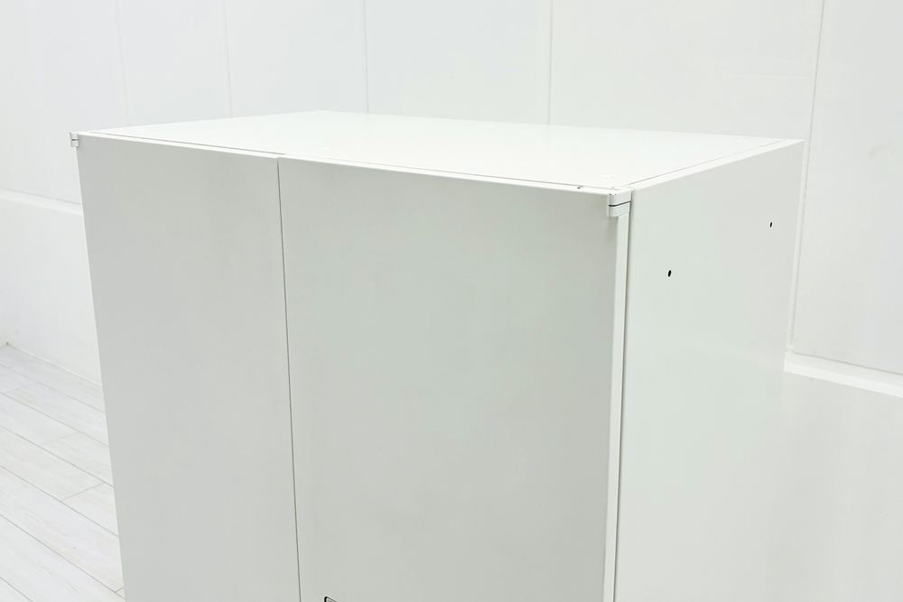 スチール書庫 ホワイト 両開き書庫 スチール 中古 オカムラ レクトライン キャビネット 中古書庫  中古オフィス家具 900/500/1250の画像