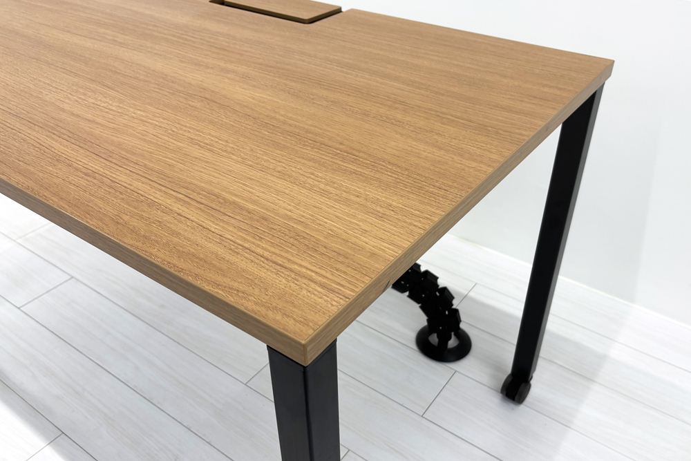 オカムラ アプションフリー Aption Free フレキシブルテーブル 中古 中古オフィス家具 1200/700/720の画像