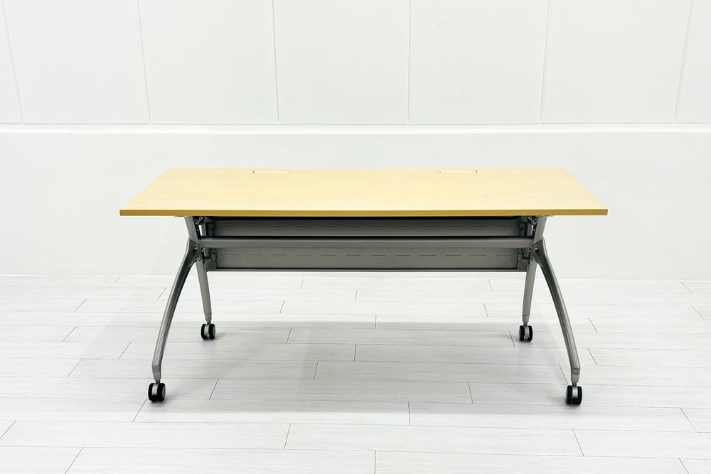 イトーキ ミーティングテーブル 中古  会議机 折りたたみ テーブル 中古オフィス家具 フォールディングテーブル 1500/600/700の画像