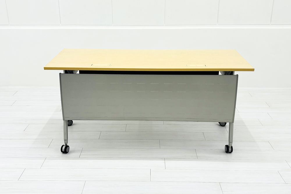 イトーキ ミーティングテーブル 中古  会議机 折りたたみ テーブル 中古オフィス家具 フォールディングテーブル 1500/600/700の画像