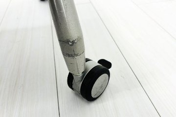 イトーキ ミーティングテーブル 中古  会議机 折りたたみ テーブル 中古オフィス家具 フォールディングテーブル 1500/600/700の画像