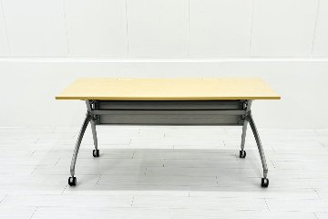 イトーキ ミーティングテーブル 中古  会議机 折りたたみ テーブル 中古オフィス家具 フォールディングテーブル 1500/600/700の画像