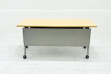 イトーキ ミーティングテーブル 中古  会議机 折りたたみ テーブル 中古オフィス家具 フォールディングテーブル 1500/600/700の画像