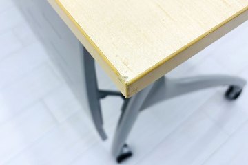 イトーキ ミーティングテーブル 中古  会議机 折りたたみ テーブル 中古オフィス家具 フォールディングテーブル 1500/600/700の画像