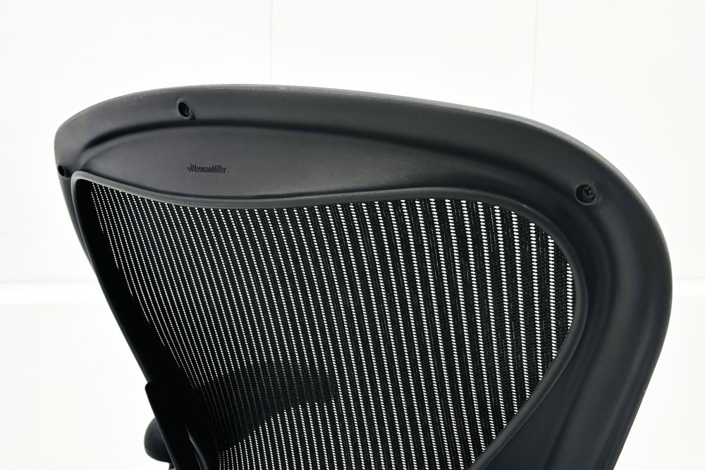 ハーマンミラー アーロンチェア 中古 Bサイズ Herman Miller Aeron Chairs 中古オフィス家具 前傾チルト 固定肘 ポスチャーフィットの画像