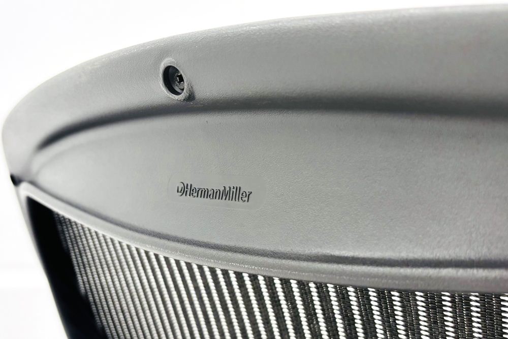 ハーマンミラー アーロンチェア 中古 Bサイズ Herman Miller Aeron Chairs 中古オフィス家具 前傾チルト 固定肘 ポスチャーフィットの画像