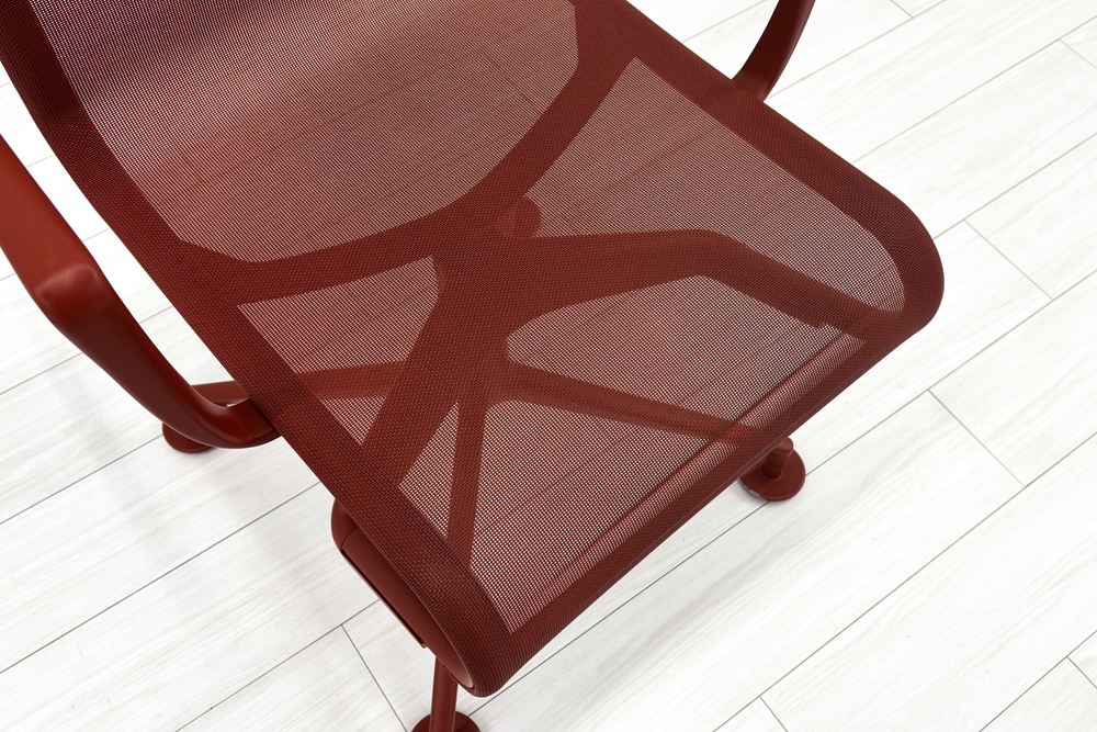 カッシーナ アリアス ローリングフレーム 中古 メッシュ 肘付 Cassina Alias ROLLINGFRAME ミーティングチェア 中古オフィス家具 レッドの画像