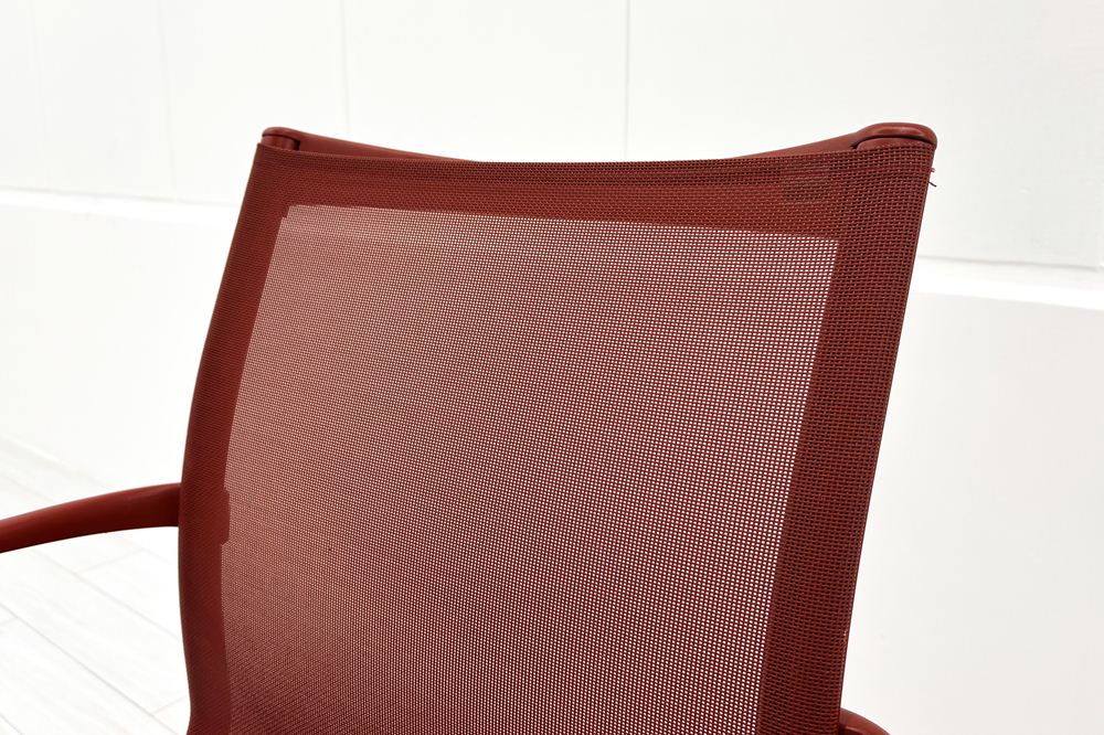 カッシーナ アリアス ローリングフレーム 中古 メッシュ 肘付 Cassina Alias ROLLINGFRAME ミーティングチェア 中古オフィス家具 レッドの画像