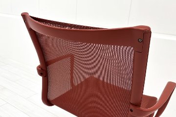 カッシーナ アリアス ローリングフレーム 中古 メッシュ 肘付 Cassina Alias ROLLINGFRAME ミーティングチェア 中古オフィス家具 レッドの画像