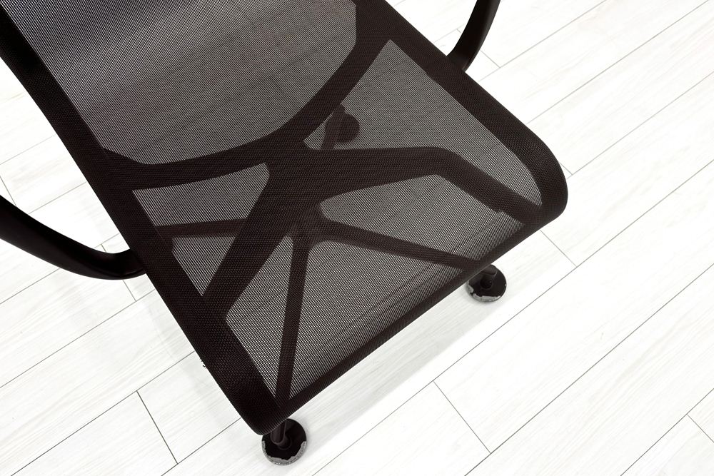 カッシーナ アリアス ローリングフレーム 中古 メッシュ 肘付 Cassina Alias ROLLINGFRAME ミーティングチェア 中古オフィス家具 ブラウンの画像