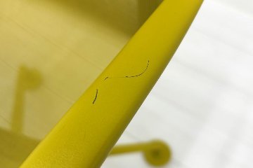 カッシーナ アリアス ローリングフレーム 中古 メッシュ 肘付 Cassina Alias ROLLINGFRAME ミーティングチェア 中古オフィス家具 イエローの画像