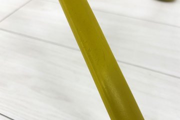カッシーナ アリアス ローリングフレーム 中古 メッシュ 肘付 Cassina Alias ROLLINGFRAME ミーティングチェア 中古オフィス家具 イエローの画像