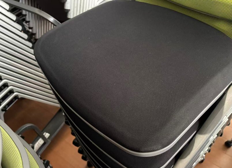 【4脚セット】 ウチダ ミーティングチェア 中古オフィスチェア パイプ椅子 内田洋行 スタッキングチェア 中古オフィス家具 MX-52の画像